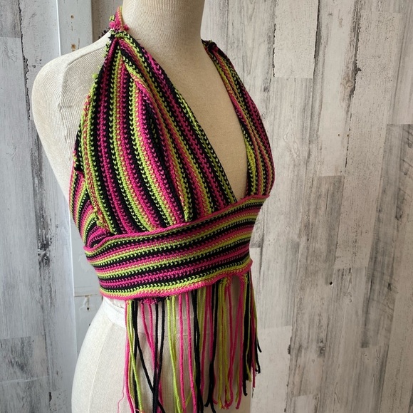 Size medium custom made crop top - Picture 5 of 5